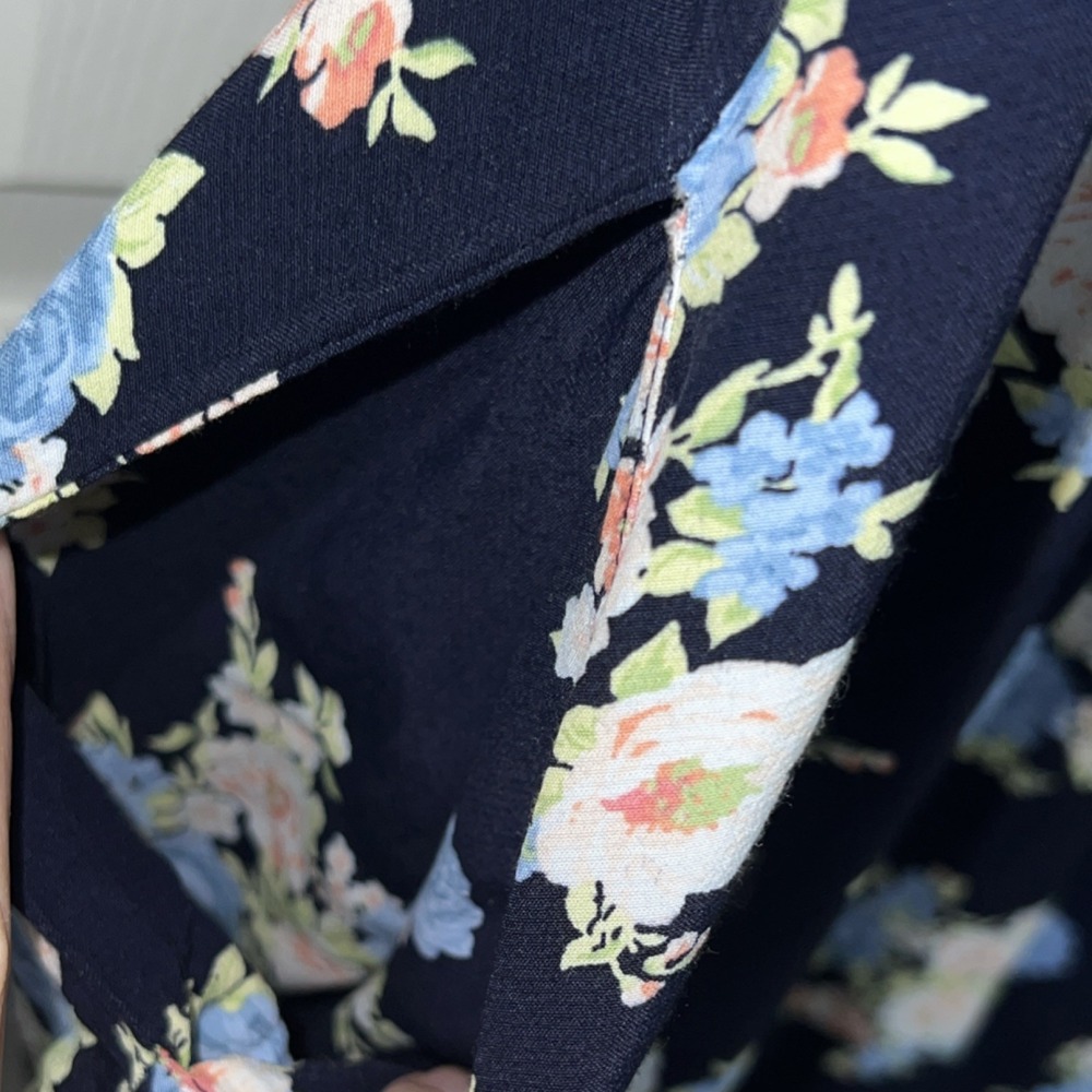 LOFT Navy Blue Floral V-Neck Flutter Sleeve Smocked Back Mini Dress Size 10 - Picture 9 of 9